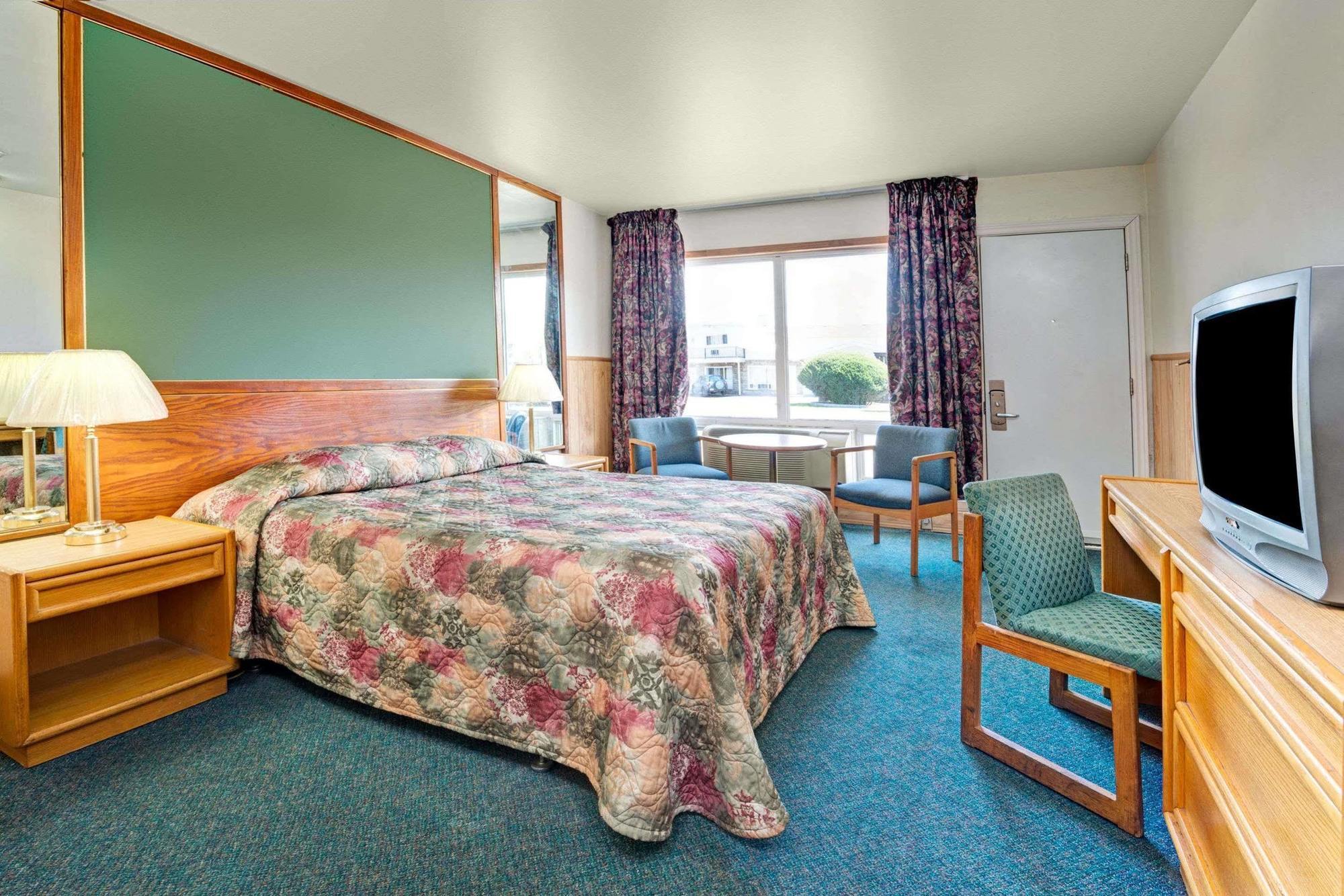 Weber Inn Kitchener Extérieur photo
